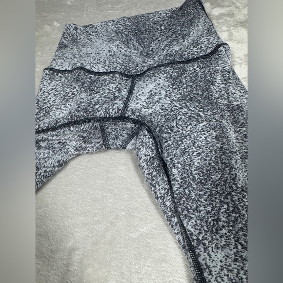 Lululemon Wunder Under Pant Hi-Rise Luon Spray Jacquard White Black Leggings 4 - Picture 3 of 16